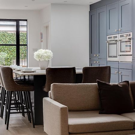Luxury Georgian Townhouse With Cinema And Parking Villa Честър Екстериор снимка