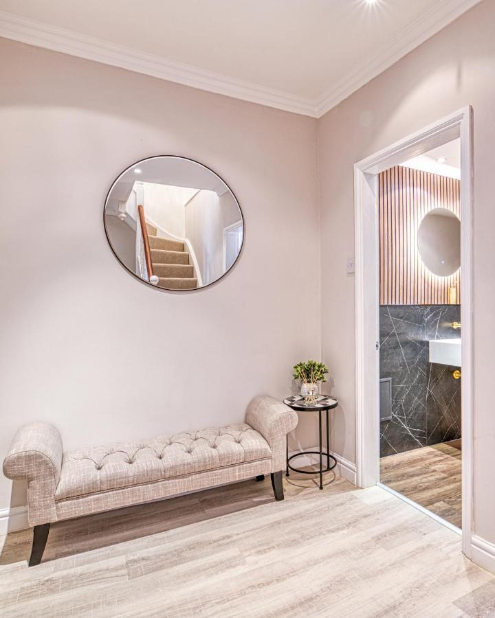 Luxury Georgian Townhouse With Cinema And Parking Villa Честър Екстериор снимка